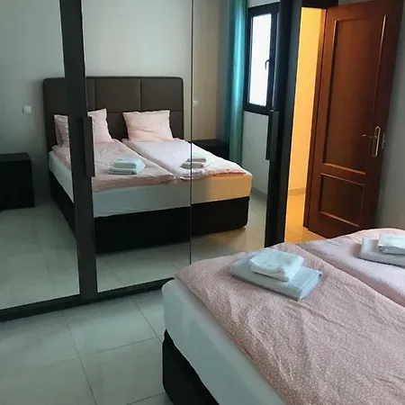 8 Paseo El Curato Apartment *